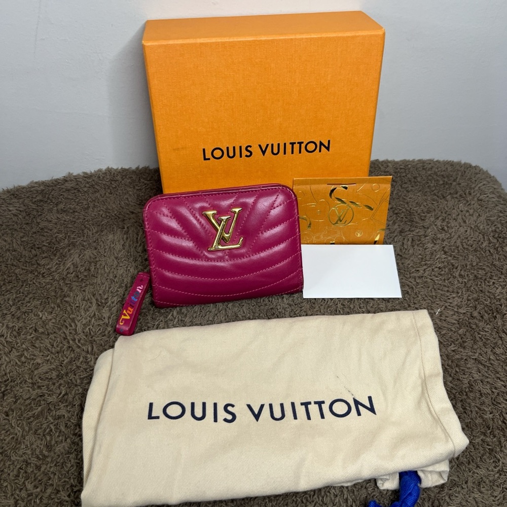 Louis vuitton new wave compact wallet